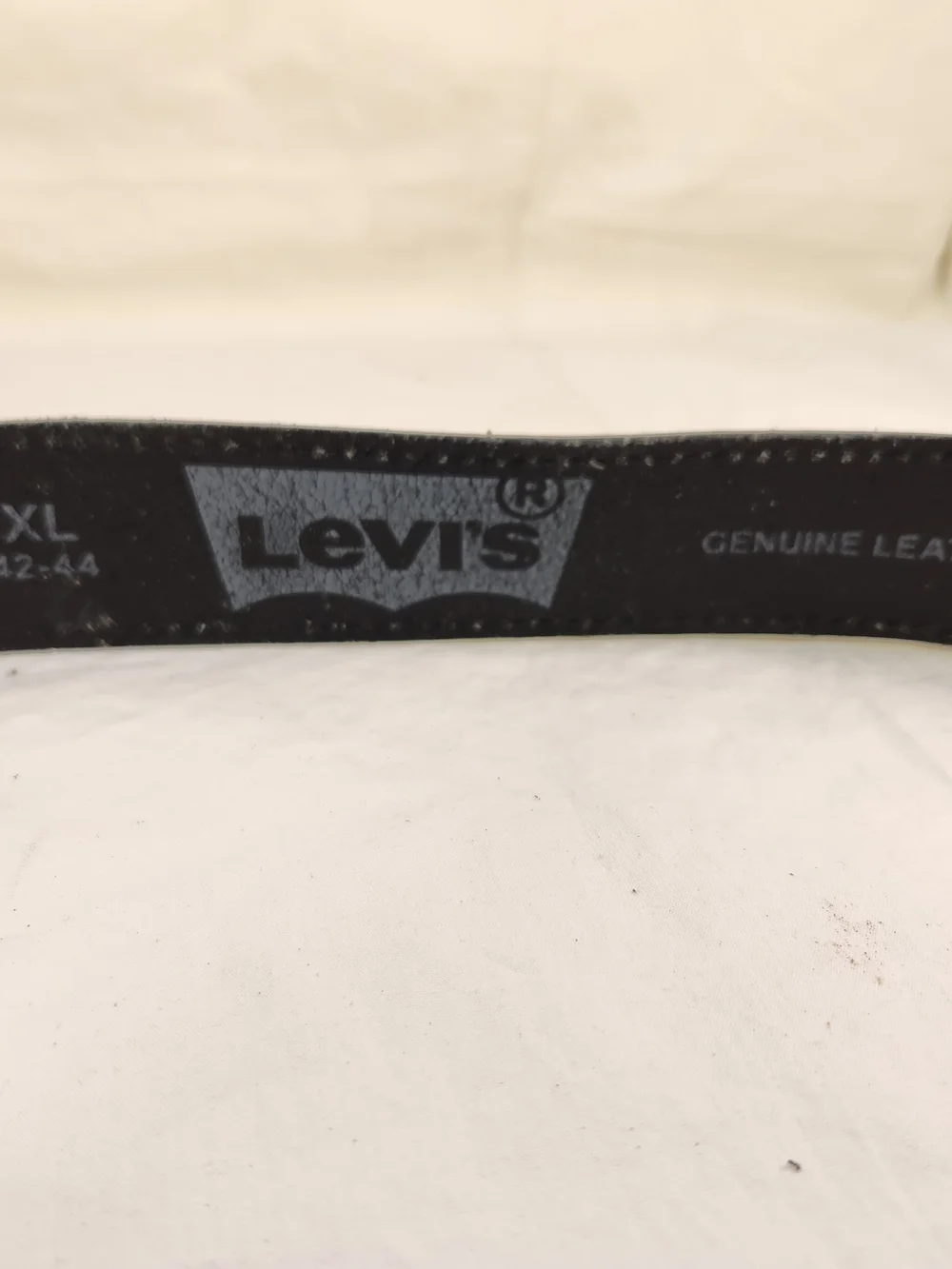 VINTAGE LEVIS MEN BELT BUCKLE BLACK LEATHER SIZE XL 42-44